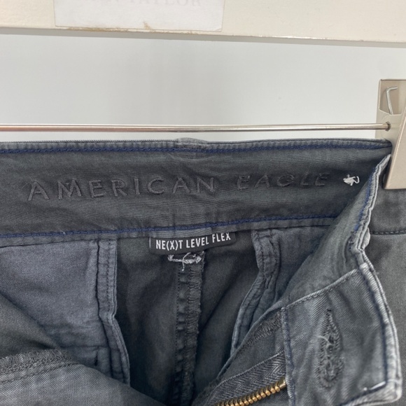 American Eagle Next Level Flex Gray Short Size 28 or 6 - Picture 2 of 7